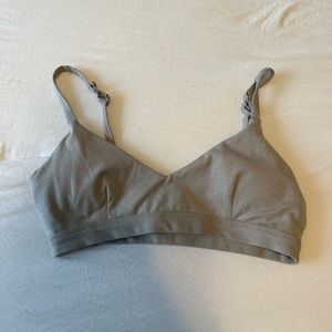 Balance Athletica/ Vitality Cloud V Bra- EUC Size Medium